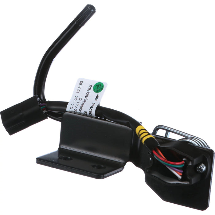 MT40352840 PEDAL
